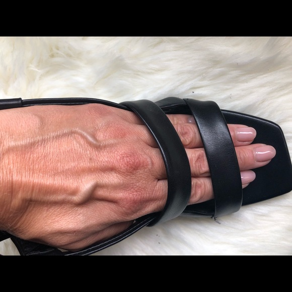 Franco sarto wedge sandal. Basket weave heel. Size 8. Black. - Picture 4 of 12